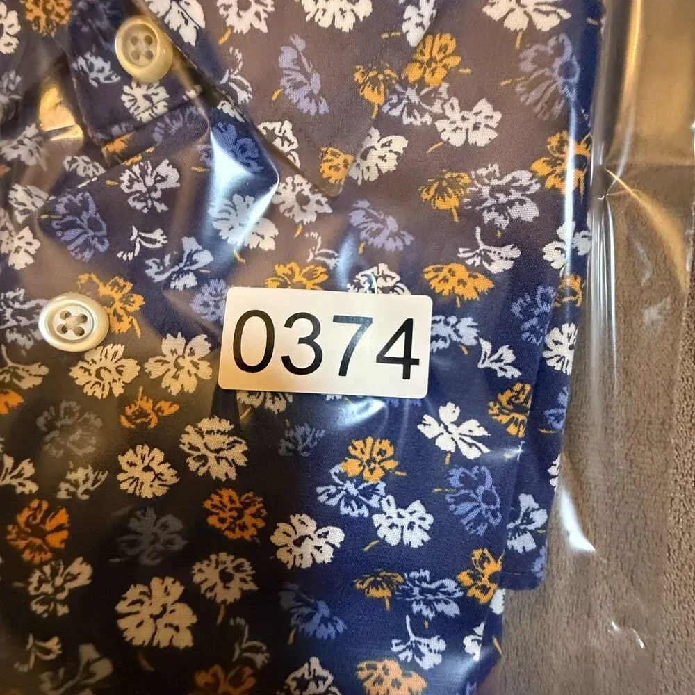 Banana Republic blue floral print long sleeve button up shirt - Size L - 0374